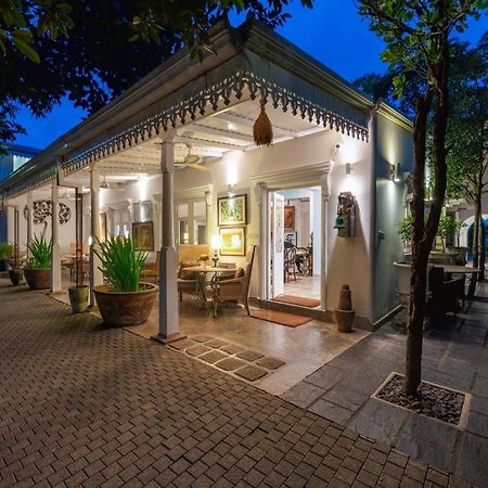 55Tg Boutique Suites Коломбо Экстерьер фото