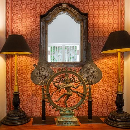 55Tg Boutique Suites Коломбо Экстерьер фото