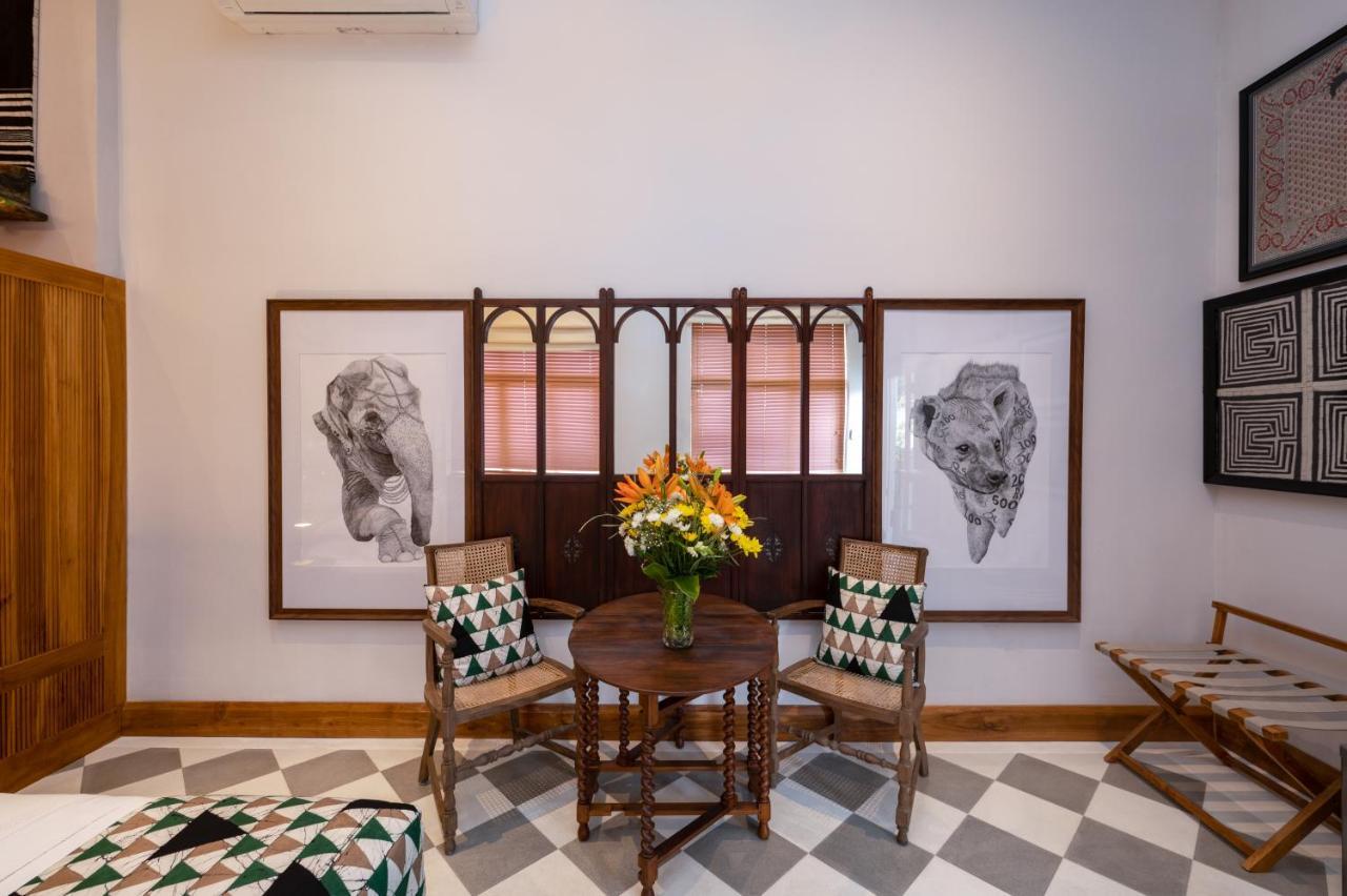 55Tg Boutique Suites Коломбо Экстерьер фото