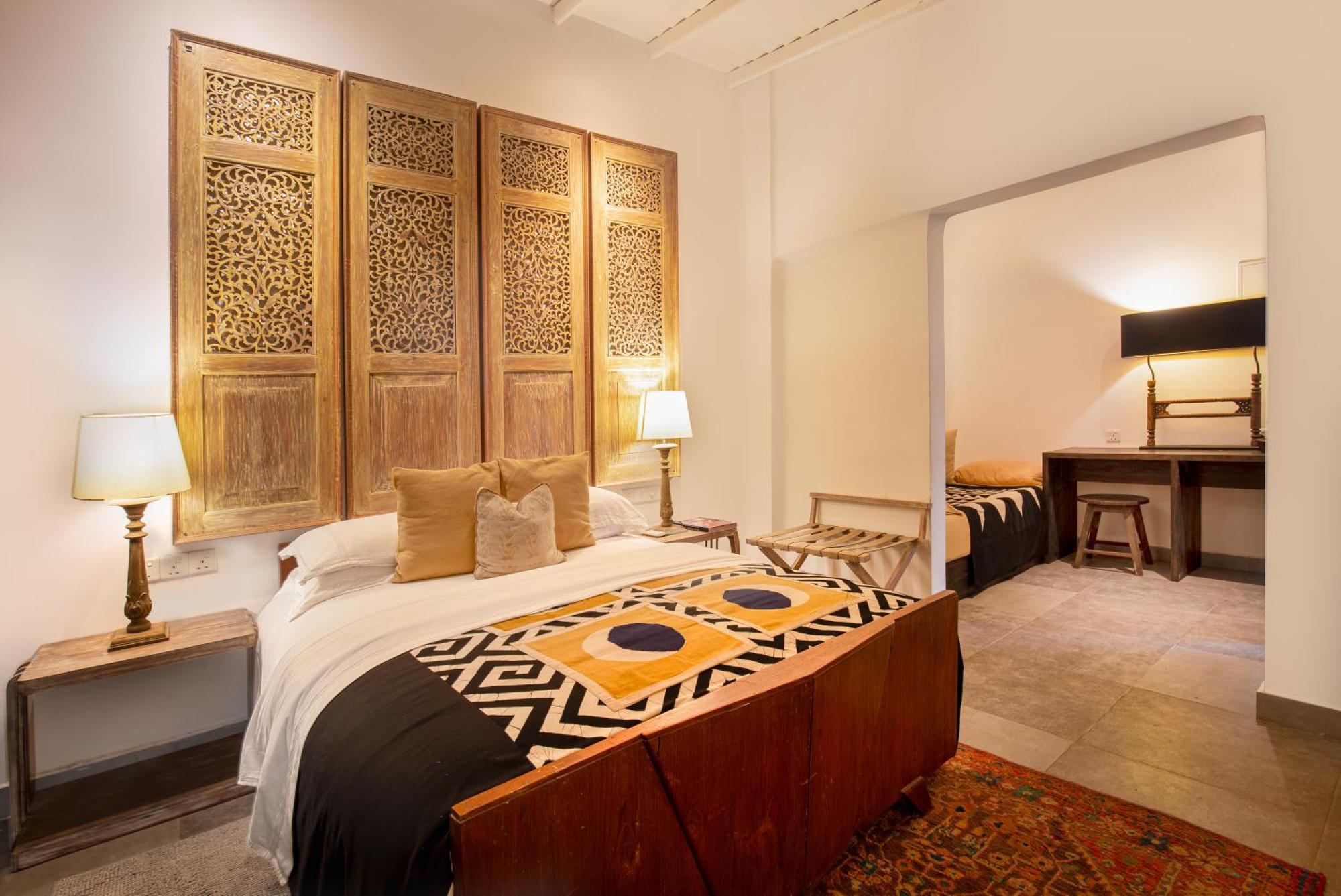 55Tg Boutique Suites Коломбо Экстерьер фото